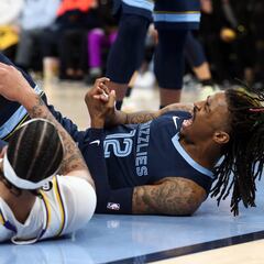 Ja Morant sufre lesión en la mano, durante la derrota de los Grizzlies ante Lakers en los playoffs de la NBA