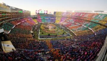 Coldplay, Beyoncé y Bruno Mars durante su actuación en el descanso de la Super Bowl 50.