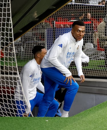 El Real Madrid entrenó en el Allianz Arena antes de su partido contra el Bayern.