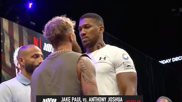 El mediático boxeador estadounidense y el campeón de peso pesado tuvieron su primer cara a cara en Miami previo al combate del 19 de diciembre.