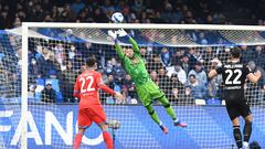 Naples (Italy), 19/03/2022.- Napoli'Äôs goalkeeper David Ospina (C) in action during the Italian Serie A soccer match between SSC Napoli and Udinese at 'Diego Armando Maradona' stadium in Naples, Italy, 19 March 2022. (Italia, Nápoles) EFE/EPA/CIRO FUSCO
