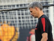 Futbol, Colo Colo vs Universidad de Chile.
Fecha 5, Liga de Primera 2026.
El entrenador de Colo Colo Fernando Ortiz es fotografiado durante el partido de primera division contra Universidad de Chile disputado en el estadio Monumental de Santiago, Chile.
01/03/2026
Jonnathan Oyarzun/Photosport
Football, Colo Colo vs Universidad de Chile.
5th turn, 2026 First Division League.
Colo Colo’s head coach Fernando Ortiz is pictured during a first division match against Universidad de Chile’s at the Monumental stadium in Santiago, Chile.
01/03/2026
Jonnathan Oyarzun/Photosport