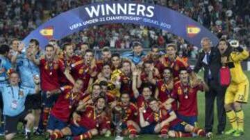 La selección campeona en Israel en 2013 que hoy baja la media de edad.