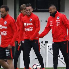 La novedad de Vargas: llega a la Roja jugando de '10' en México