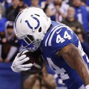 No, aunque lo parezca, los touchdowns de los colts no cayeron del cielo. Y este de Ahmad Bradshaw, menos.