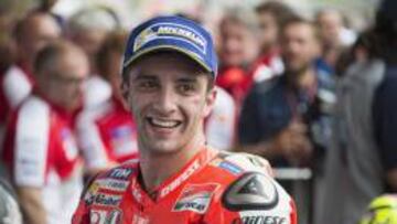 Iannone sonriente tras alcanzar el podio en Texas.
