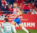 Stuani coloca al VAR en el centro de su diana