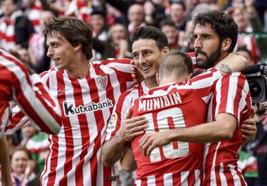 Aduriz: "Real Madrid have two attempts and score twice..."