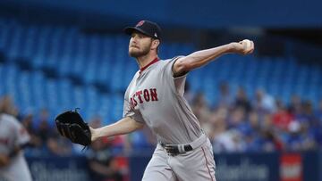 TORONTO, ON - AUGUST 29: Chris Sale #41 of the Boston Red Sox delivers a pitch in the first inning during MLB game action against the Toronto Blue Jays at Rogers Centre on August 29, 2017 in Toronto, Canada.   Tom Szczerbowski/Getty Images/AFP
 == FOR NEWSPAPERS, INTERNET, TELCOS &amp; TELEVISION USE ONLY ==