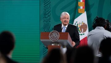 AMLO se compromete a reinagurar la Línea 12 a más tardar en un año