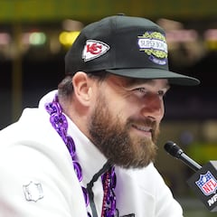 The Chiefs’ star is using his success on the field to make a difference for those less fortunate. “Lending a helping hand is always the right thing to do”.