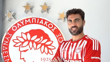 Oficial: Iborra deja el Villarreal y firma por el Olympiakos