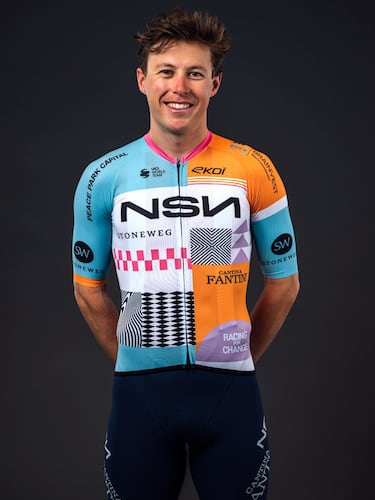 Los nuevos maillots del ciclismo para 2026: Movistar e Ineos de blanco...