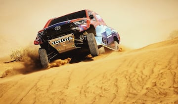 El Rally de Marruecos ha cumplido el papel de preparación para el Dakar. Audi y BRX no han acudido por lo que hay grandes ausencias como las de Sainz, Peterhansel, Roma y Loeb. Hay 2.656 kilómetros de recorrido (1.633 cronometrados) alrededor de Zagora repartidos en cinco etapas.