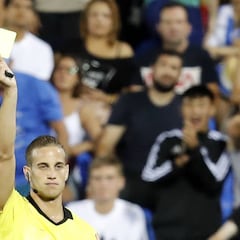 La Bundesliga sancionará a los técnicos con un partido de sanción cada cuatro tarjetas