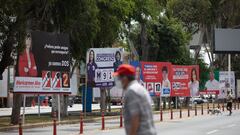 LIMA, PERU - APRIL 09: A view in a lima stree full of electoral advertisement in a Lima street days before the presidential election on April 9, 2021 in Lima, Peru. Peruvians will vote on Sunday 11 amid surge in cases of COVID-19 and deaths to elect the successor of interim president Francisco Sagasti. (Photo by Angela Ponce/Getty Images)