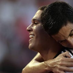 Quintero se queda sin el Puskás, lo gana Daniel Zsori