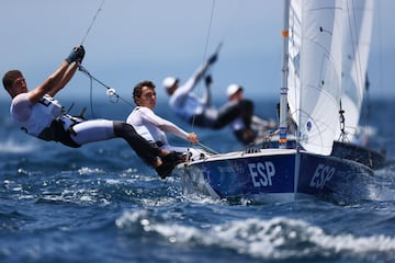 Jordi Xammar y Nico Rodríguez. Cuajaron dos de sus mejores regatas desde que empezaron estos Juegos y apuntan a plata, porque el oro parece casi atado por los australianos