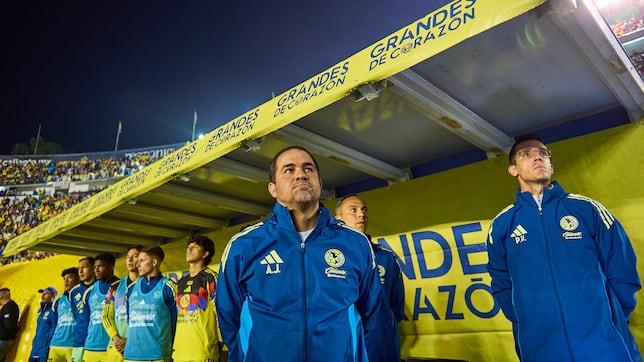 Milito vs Jardine: Dos estilos distintos chocan en el Clásico Nacional