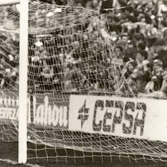 El Betis rinde homenaje a Pier, técnico del femenino: "El goleador poderoso"