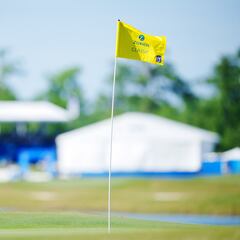 How much prize money does the winning team get at the 2023 Zurich Classic of New Orleans?