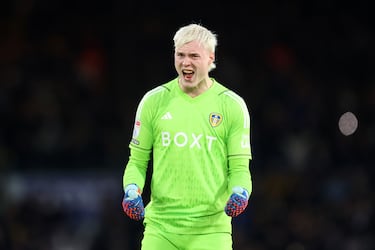 Altura: 1,89 m | Pie: izquierdo | Sin club desde: 26/08/24 | Valor de mercado: 1,8 millones de euros | Últimos clubes: Raków y Leeds