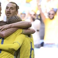 Suecia golea a la Gales de Bale, que sólo jugó 26 minutos