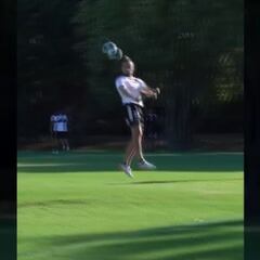 ¿Se quedará o se va? Santos anota dos goles en la práctica