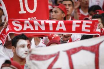 El estadio El Campín luce completamente lleno para el clásico capitalino