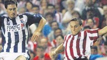 <b>BUENOS NÚMEROS. </b>Igor Gabilondo ha disputado 141 partidos con la Real y ha conseguido 16 goles.