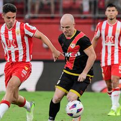 Arribas ilusiona a la afición del Almería