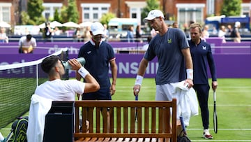 Tennis - Queen's Club Championships - The Queen's Club, London, Britain - June 17, 2024 Britain's Andy Murray and Spain's Carlos Alcaraz during a practice session Action Images via Reuters/Paul Childs