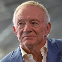 Who are Jerry Jones’ kids and what are their jobs in the Dallas Cowboys?