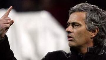 <b>POLÉMICO.</b> Mourinho vive enfrentado a los periodistas italianos.