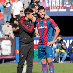 La defensa pende de un hilo