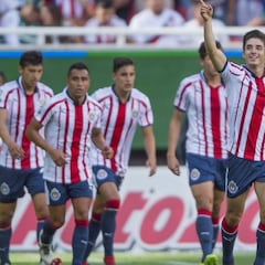 El 'Cone' Brizuela se despidió de los jugadores que se van de Chivas