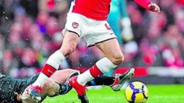 <b>CESC, CON EL ARSENAL. </b>Y sin ganas de jaleo barcelonista.