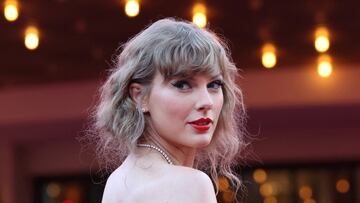 FILE PHOTO: Taylor Swift attends a premiere for Taylor Swift: The Eras Tour in Los Angeles, California, U.S., October 11, 2023. REUTERS/Mario Anzuoni/File Photo