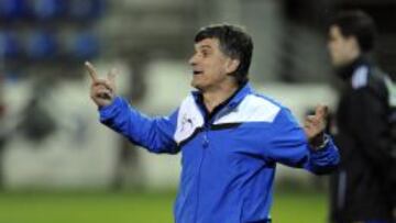 Mendilibar, durante un partido.