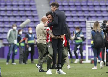 Los jugadores del Atlético de Madrid celebrando el título de campeones de LaLiga Santander después de ganar al Valladolid por 1-2