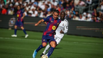 Javier Saviola y Claude Makélélé.