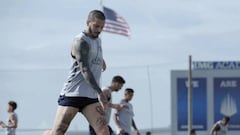 Boca asusta con 'hat-trick' de Benedetto y doblete de Zárate