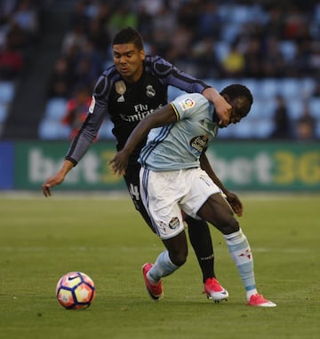 Casemiro y Pione Sisto.