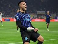 MILAN (Italy), 04/01/2026.- FC Inter's forward Lautaro Martinez celebrates after scoring a goal during the Italian Serie A soccer match between FC Inter and Bologna FC in Milan, Italy, 04 January 2026. (Italia) EFE/EPA/Roberto Bregani