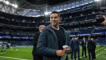 Míchel, durante el partido ante el Real Madrid en el Santiago Bernabéu.