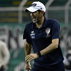 Oficial: Arturo Reyes deja de ser el técnico de Junior de Barranquilla