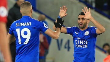Mahrez celebra el gol.