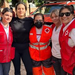 Rosalía, una más en Valencia para ayudar a los afectados por la DANA