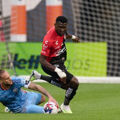 Caicedo, una nueva historia para la delantera rojinegra