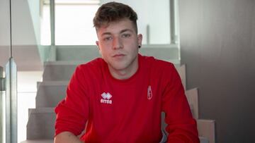 Antonio Aranda, con el Granada.